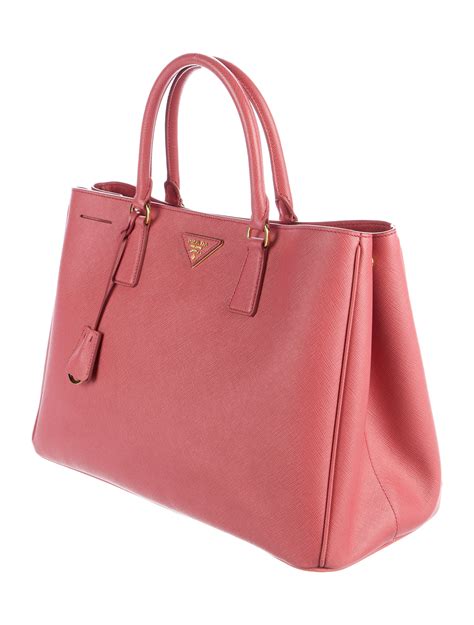 2013 prada saffiano leather tote bag|Prada saffiano lux tote large.